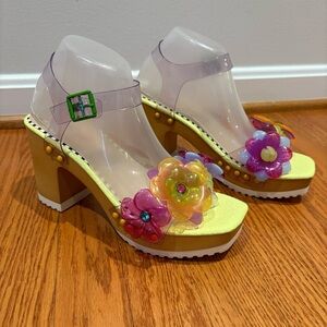 Betsey Johnson Women’s Floryn Flower-Embellished Platform Heeled Sandal Size 7.5